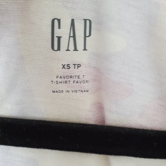 GAP NWT Pink Camo T-SHIRT SZ. XS - Picture 3 of 4
